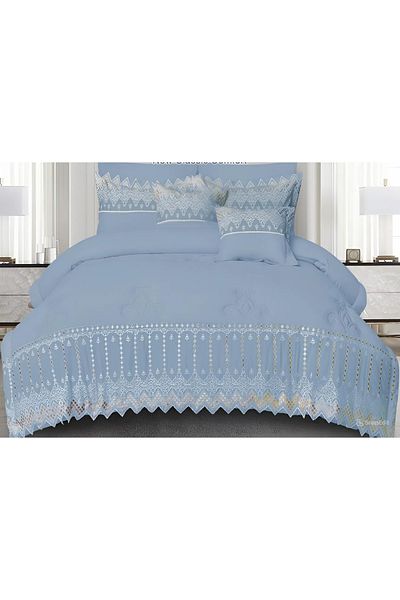 RedRosa Luxurious 8-piece microfiber lace double bedspread adds beauty to your room decor. Duvet size: 260x240cm