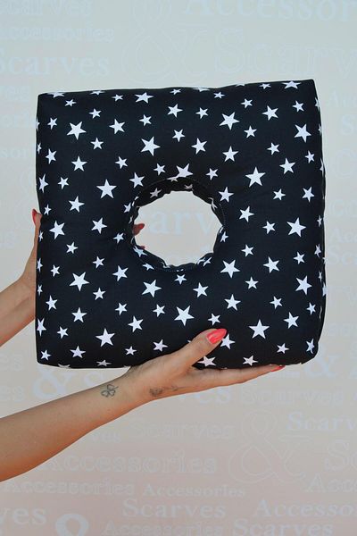 Sacce Scarves&Accessories Starry Piercing Ear Cushion Comfortable Piercing Cushion