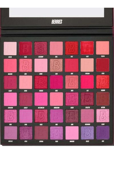 Beauty Bay Eyeshadow Set Consists of 42 Shades - BERRIES