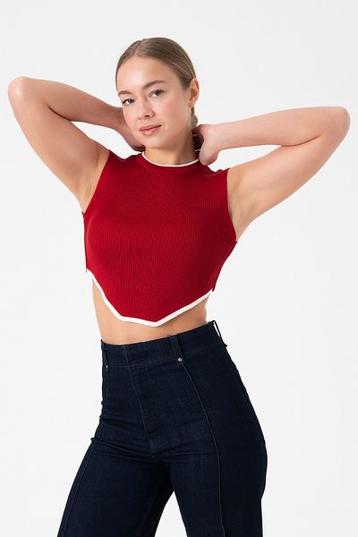 Zenea Sleeveless Women's Crop Blouse