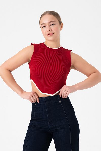 Zenea Sleeveless Women's Crop Blouse