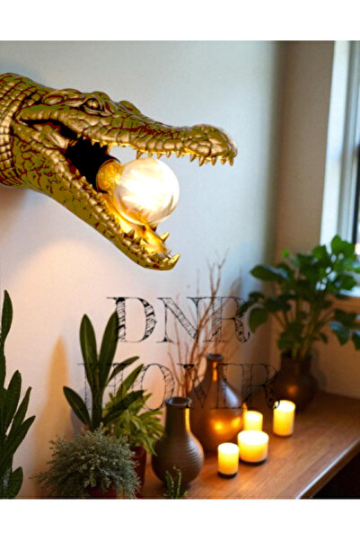 DNRYSL Crocodile Themed Rustic Decorative Lighting, Original Design Sconce, Eye-Catching Decor, 25X20 Cm.