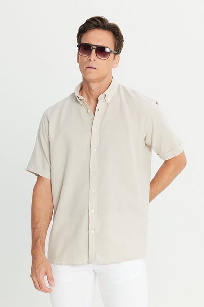 AC&Co / Altınyıldız Classics Ανδρικό μπεζ λινό πουκάμισο με γιακά με κουμπιά από 100% βαμβάκι Comfort Fit Άνετη εφαρμογή