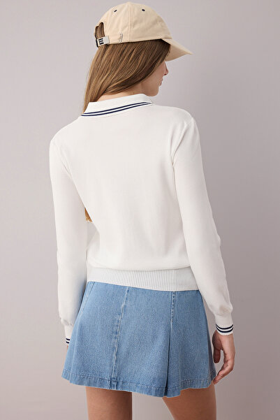 Trendyol Collection Ecru Premium Yarn/Special Yarn Layer/Inner Look Knitwear Sweater Twoaw26Kz00141