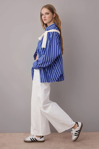 Trendyol Collection Blugi albi cu talie înaltă, cu picioare largi, TWOAW26JE00023