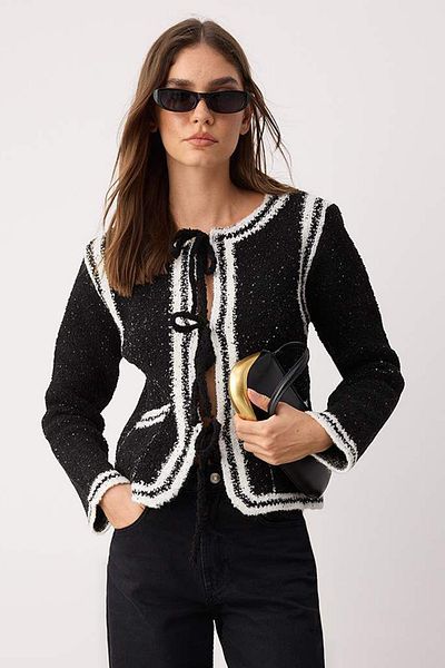 Trendyol Collection Black Color Block Processing Detailed Glitter Knitwear Cardigan Twoaw26Hi00054