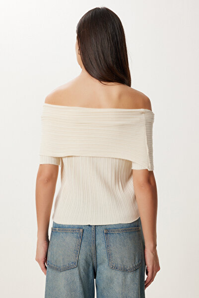 Happiness İstanbul Γυναικεία Κρέμα Πλεκτή Μπλούζα Carmen Collar MU00016