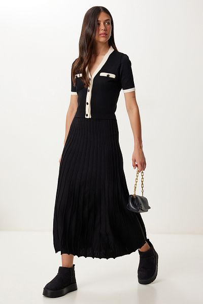 Happiness İstanbul Women's Black Contrast Color Knitwear Cardigan Skirt Suit Mu00017