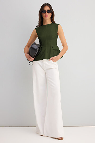 Trendyol Collection Khaki Cotton Gabardine Peplum Pocket Detail Woven Blouse Twoss25Bz00538