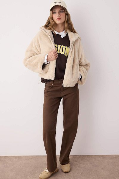 Trendyol Collection Ecru Oversize Pattern Sleeves Wide Fur Coat Twoaw26Mo00022