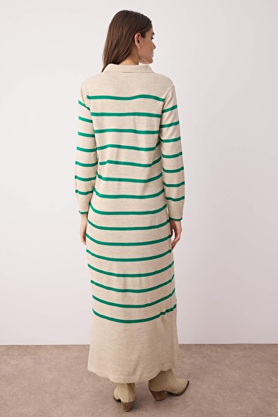 Trendyol Modest Φόρεμα με ριγέ πλεκτό γιακά με κουμπιά πόλο TCTAW22EB0212