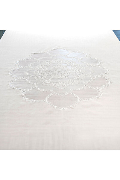 Gül Güler Dantelli Masa Örtüsü Papatya 180*280