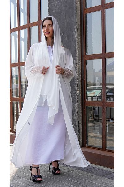 outline White Abaya with Bisht Cut