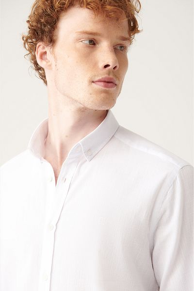 Avva Men's White Buttoned Collar 100% Cotton Linen Textured Shirt E 002141