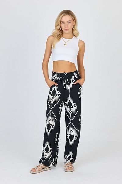 gothamvibes Women's Wrinkled Black Trousers