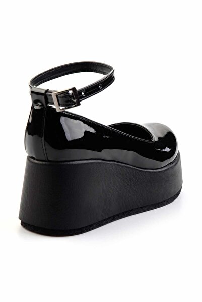 Bambi Siyah Kadın Dolgu Topuklu Ayakkabı K01154180008