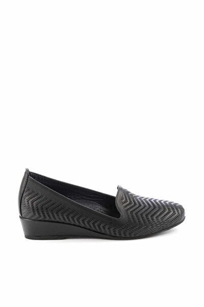 Bambi Schwarze Damenschuhe mit Keilabsatz aus echtem Leder K 01531180303