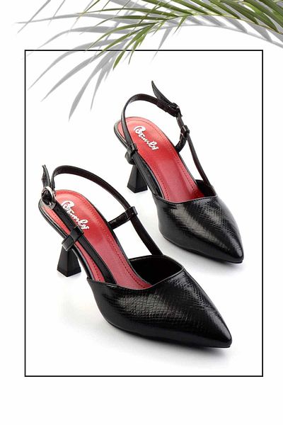 Bambi Pantofi cu toc clasici de damă negri K01397041107