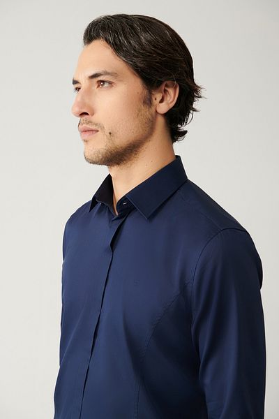 Avva Férfi sötétkék Slim Fit 100% pamut klasszikus galléros szatén ing B002002