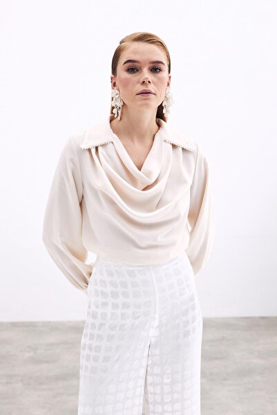 Sateen 1256-1504 İnci Yakalı Degaje Yaka Bluz