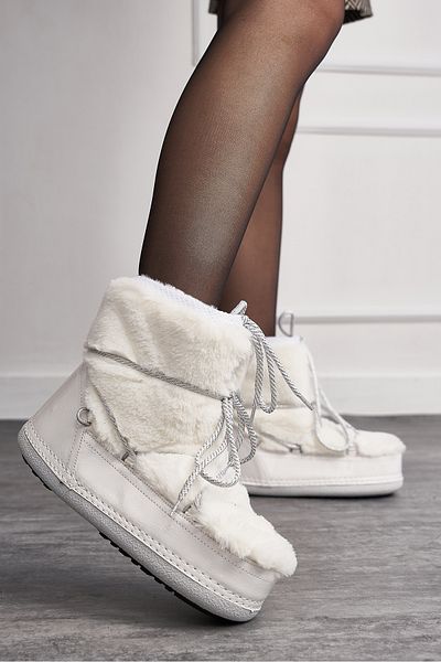 Allyup White Women's Snow Boots - Furry, Lace-Up, Comfortable Lined, Thick Sole 327