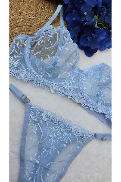 more than socks Set bralet cu sârmă din dantelă brodată cu flori albastre uni
