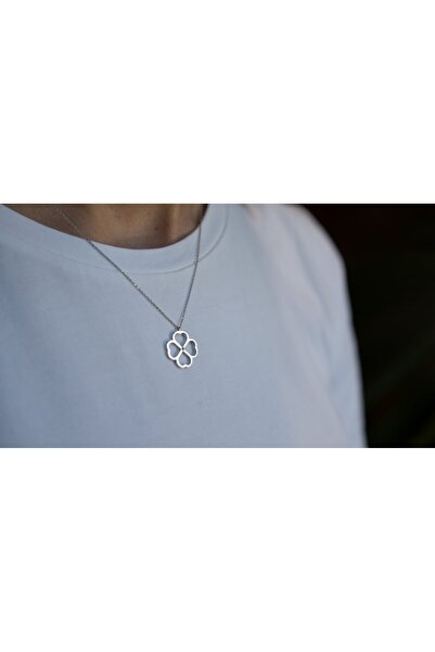 G&A Jewels - 925 Ayar Gümüş 0.01ct Pırlanta Taşlı Kalpli Yonca Kolye