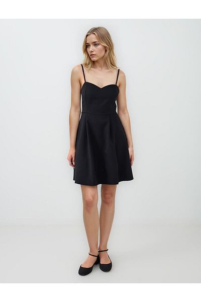 Jimmy Key Black Slim Fit Sweetheart Neckline Strap Mini Dress