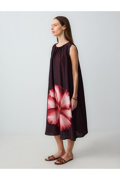 Jimmy Key Burgundy Round Neck Floral Patterned Sleeveless Midi Dress