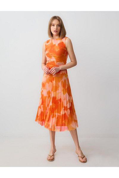 Jimmy Key Orange Boat Neck Floral Print Sleeveless Mesh Knitted Blouse