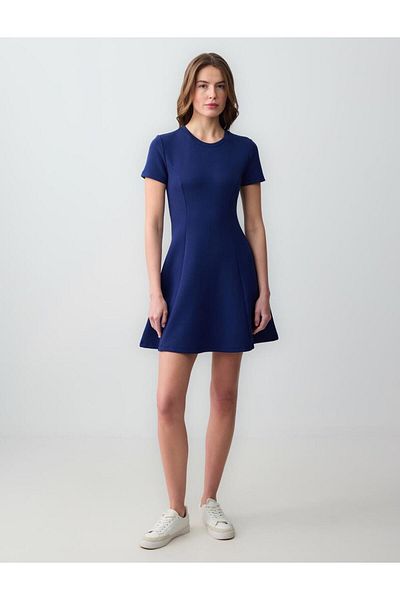Jimmy Key Navy Blue Short Sleeve Crew Neck Knitted Mini Dress