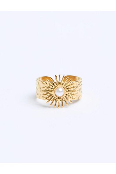 Jimmy Key Gold Color Pearl Detailed Sun Figure Ring