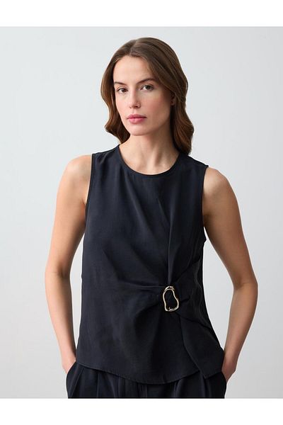 Jimmy Key Black Round Neck Sleeveless Woven Blouse
