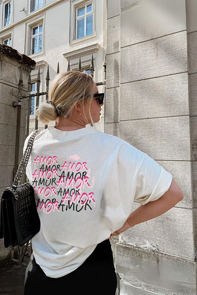Le'sluette shadow of style Amore Graffiti Printed 100% Cotton Oversize T-Shirt