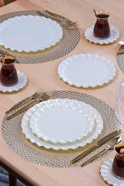 Glore Solid Cream Wavy Gold Gilded Glass Serving Plate Set for 6 People