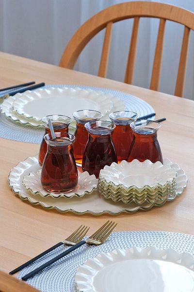 Glore Solid Cream Wavy Platinum Gilt Glass Tray