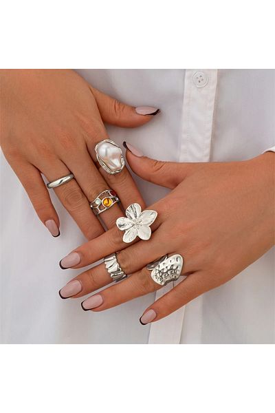 Girift Vintage Yulia 6 Pieces Adjustable White Detailed Flower Figured Metal Ring Set