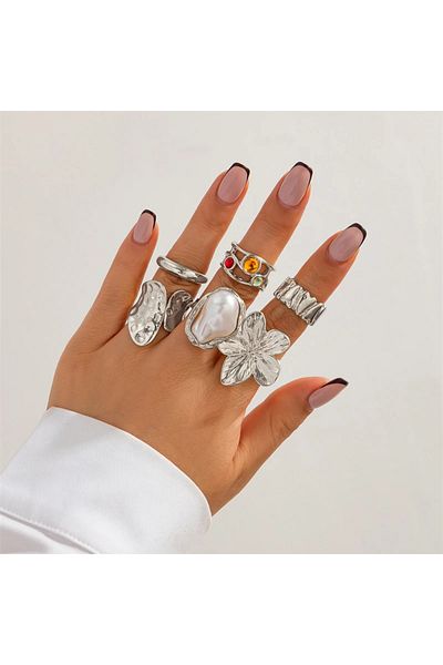 Girift Vintage Yulia 6 Pieces Adjustable White Detailed Flower Figured Metal Ring Set