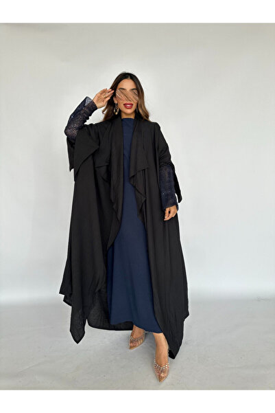 outline Black Qatari Bisht Abaya with Sequin Sleeves
