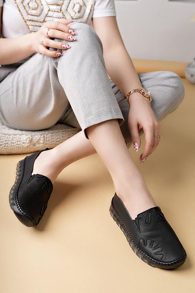 Nesil Shoes Дамски обувки Knc 10 черни от естествена кожа с прозрачна подметка