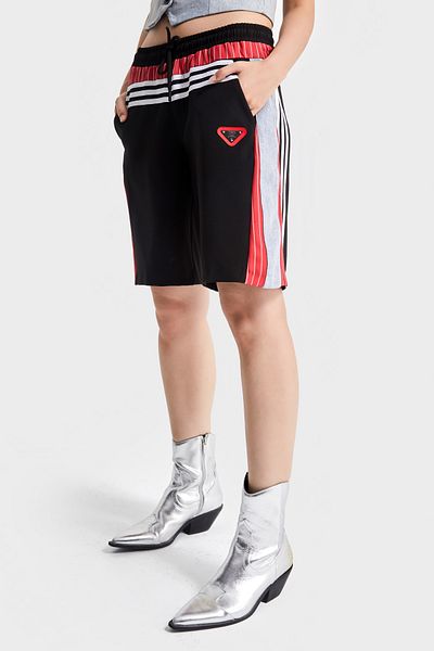 its basic Women's Red Color Denim Fabric Fragmented Maxi Size Stripe Detailed Design Shorts