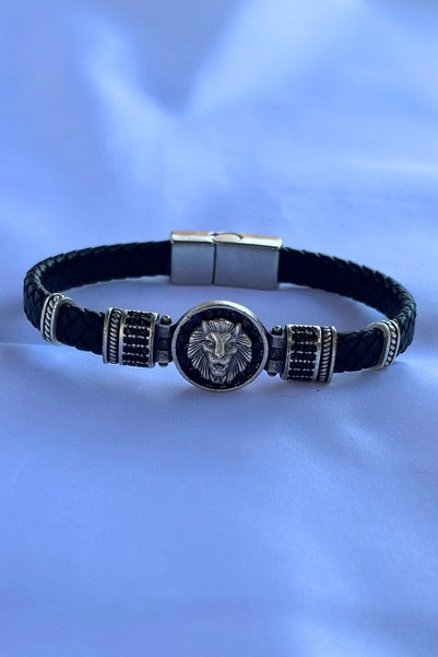 Begondio Genuine Leather Men's Bracelet Made with Lion Zircon Stone Round Handcrafted