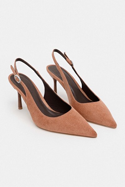NİŞANTAŞI SHOES Γυναικεία παπούτσια με τακούνι Mendy Tan Suede Belt Detail με μυτερή μύτη