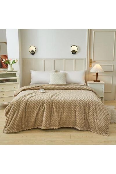 FIONNA.RO Medium Thickness Embossed Squares Blanket - Beige