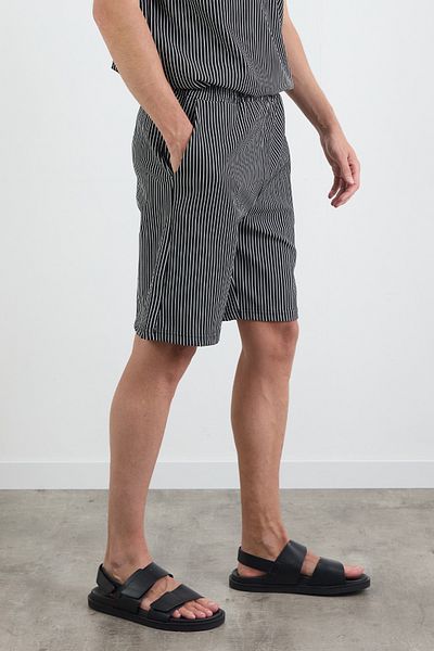 Fulla Moda Ριγέ σορτς με ελαστική μέση