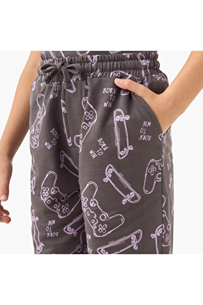 Juniors Gamer Print Shorts with Drawstring Closure and Pockets