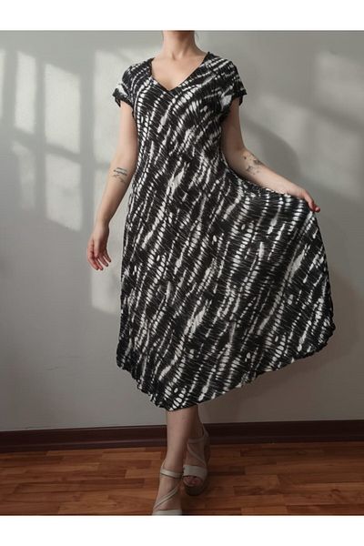 MADAMMERY Magic Authentic Women's Dress Black and White Patterned