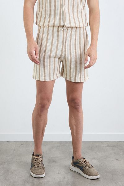 Fulla Moda Πλεκτό σορτς με ριγέ δεμένη μέση