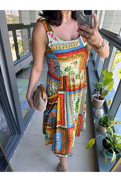 Elif Özbey Butik Colorful Pocket Detailed Midi Dress