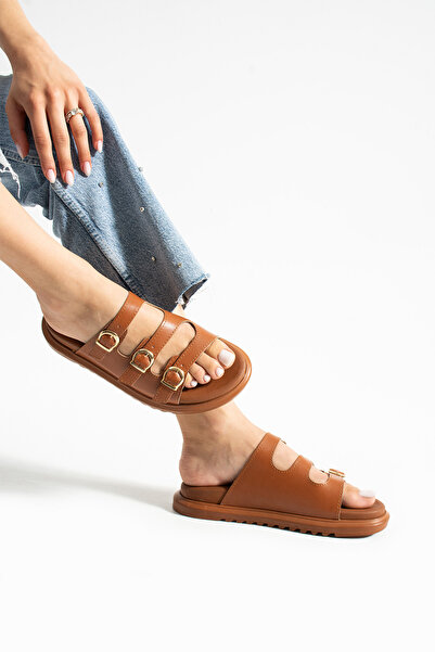 Güllü Shoes Γυναικείες παντόφλες Tan Vegan Leather Three Gold Buckle |   Ορθοπεδικό Άνετο Κομψό Καλοκαιρινό Χρυσό Λεπτομερές Μοντέλο